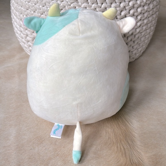 SQUISHMALLOWS 12” Belana COW White & Blue with Purple Bandana - Picture 3 of 7